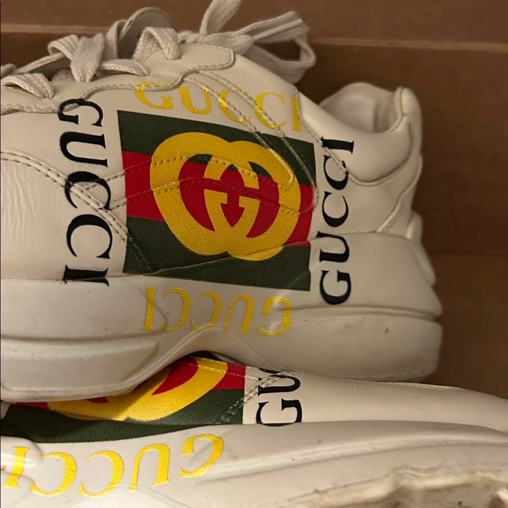 Gucci Cream Sneakers with Signature logo Detail rhyton sneakers 7.5 (9W) - Picture 5 of 5